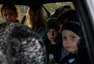 Новини України - У Херсоні з "відрізаного" мікрорайону евакуювали всіх дітей