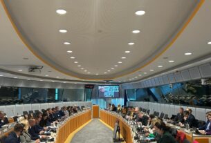 Новини політики - Україна зробила історичний крок на шляху до ЄС - Кулеба