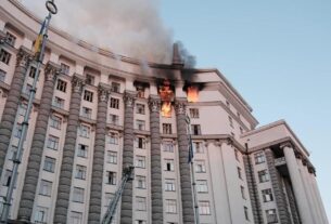 Новини України - В ОП підтвердили удар ракетою Іскандер по Кабміну