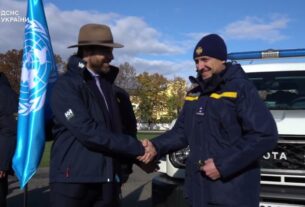 ДСНС отримала 12 броньованих медичних автомобілів від ПРООН