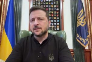 Президент України Володимир Зеленський у вечірньому зверненні подякував українським рятувальникам