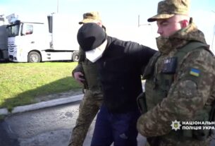 Слідчі поліції вперше екстрадували громадянина рф за воєнні злочини до Литви