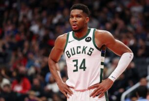 Новини спорту - Адетокумбо з результатами перших двох ігор сезону ввійшов в історію НБА