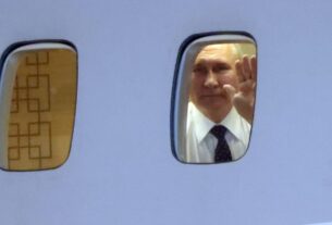 Новини світу - Болгарія готова відкрити небо для літака Путіна