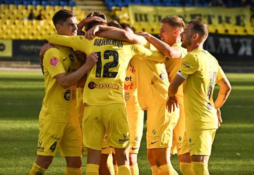 Новини спорту - Буковина обіграла Ниву Т, а Локомотив вибив Ниву В з Кубка України