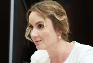Новини світу - Дитячий омбудсмен РФ "похвалилася" викраденням дитини з Маріуполя