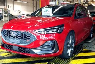 Авто новини - Ford виробив останній Focus ST
