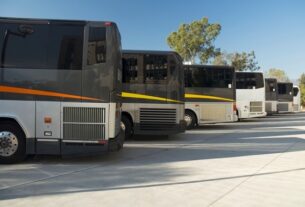 Авто новини - Імпорт автобусів в Україну зріс на третину