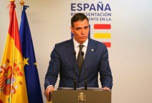 Новини світу - Іспанія буде купувати зброю США для України - Санчес