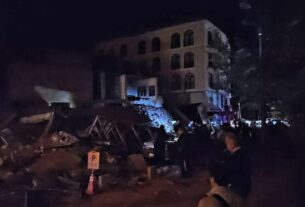 Новини світу - Кілька провінцій Туреччини охопив потужний землетрус, є руйнування