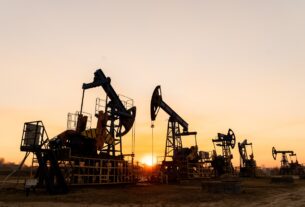 Новини бізнесу - МЕА прогнозує рекордний профіцит нафти наступного року