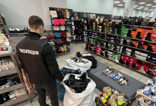 Новини України - На Одещині вилучили підробки спортивних брендів на понад 33 млн грн