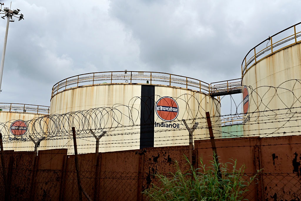 Новини бізнесу - НПЗ Індії призупинили нові замовлення на російську нафту - ЗМІ