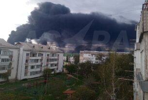 Новини України - Під час атаки на нафтобазу в Криму згоріли троє робітників - ЗМІ