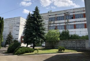 Новини бізнесу - Рівненський радіозавод продали на "голландському аукціоні"