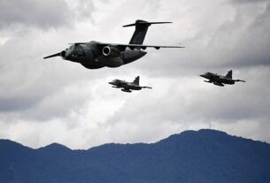 Новини світу - Швеція надасть Києву літаки радіолокації та Gripen