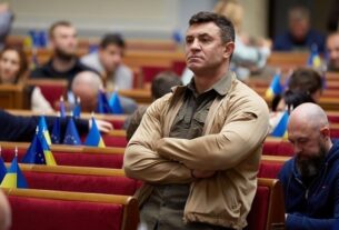 Новини України - Суд відпустив Тищенка під особисте зобов'язання