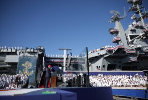 Новини світу - Трамп: США на 25 років випереджують інші країни у сфері субмарин