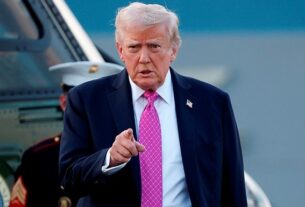 Новини світу - Трамп заявив про нові мита для вантажівок