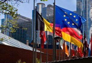 Новини світу - Три країни ЄС домовилися про заморожені активи РФ