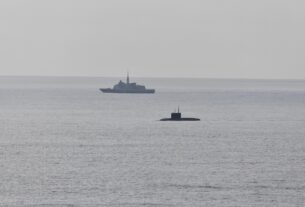 Новини світу - У Франції через аварію спливла російська субмарина
