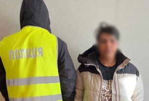 Новини Києва - У Києві "ворожка" виманила у дівчини 120 тисяч за зняття "порчі"