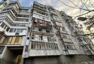 Новини України - Удар по Херсону: двоє загиблих, 14 поранених