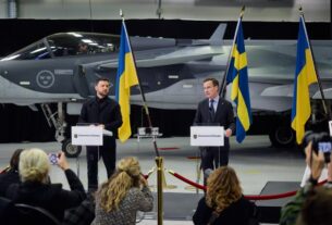 Новини України - Україна придбає у Швеції до 150 винищувачів Gripen