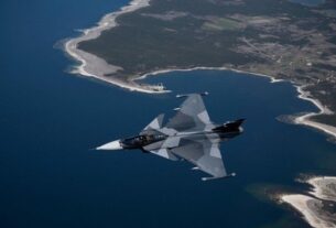 Новини України - Україна розраховує на 250 літаків - Зеленський