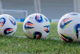 Новини спорту - Україна в матчі з Ісландією одягне жовте