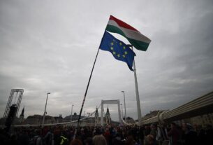 Новини світу - В ЄС створюють групу для розслідування шпигунства Угорщини