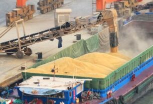 Новини України - Вивезення мільйонів тонн зерна з України: урядовцю РФ повідомлено підозру