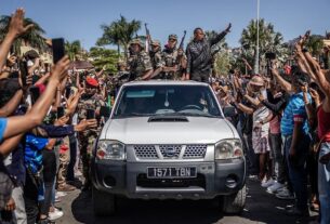 Новини світу - Військові Мадагаскару взяли владу у свої руки після втечі президента