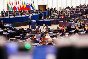 Новини світу - Європарламент спростив позбавлення безвізу країн