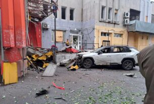 Новини України - З'явилось відео атаки на зрадника в Новій Каховці