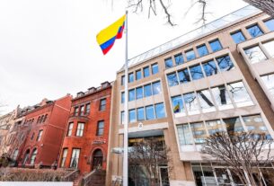 Новини світу - Звинувачення в наркоторгівлі: Колумбія відкликає посла зі США