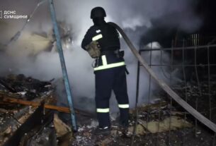 Сумщина: рятувальники ліквідували пожежу, спричинену російською атакою