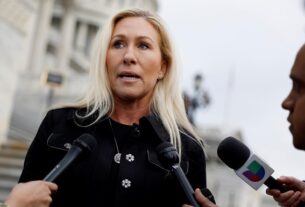 Новини світу - Екссоратниця Трампа Марджорі Тейлор Ґрін йде з Конгресу