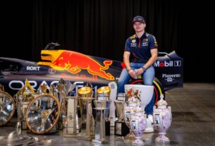 Новини спорту - Феттель упевнений у шансах Ферстаппена позмагатися за титул