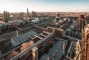 Новини України - ГУР уразило нафтохімічний завод в Росії