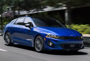 Авто новини - Kia відкликає 250 тисяч K5 через ризик займання паливного бака