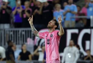 Новини спорту - Мессі провів блискучий матч плей-оф, оформив дубль і ювілейний асист