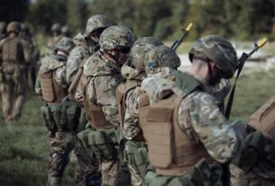 Новини України - МО готує нові типи контрактів для військових