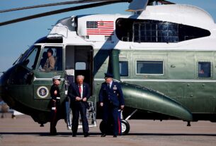 Новини світу - На авіабазу, де розташований літак Трампа, прибув підозрілий пакет