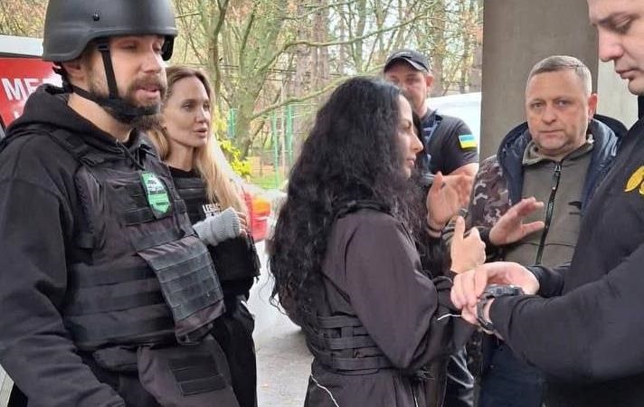 Новини України - Охоронця Джолі забрали до ТЦК на Миколаївщині - соцмережі