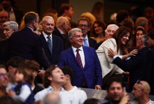 Новини спорту - Президент Барселони виклав ідею відкриття Камп Ноу з Мессі