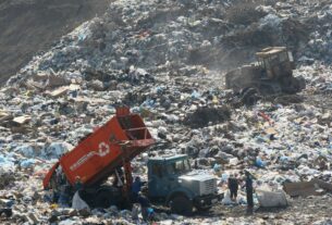 Новини світу - Росія перетворюється на сміттєзвалище - зовнішня розвідка