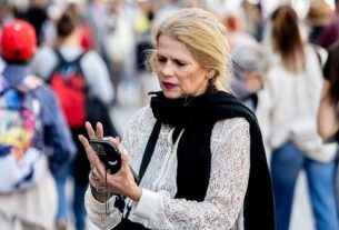 Новини світу - Росіянам на добу відключатимуть інтернет після повернення з-за кордону