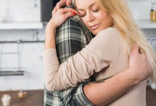 Без категорії - Сентиментальність: глибока чутливість чи фальшиві емоції