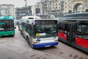 Новини Києва - У Києві через атаку затримується громадський транспорт